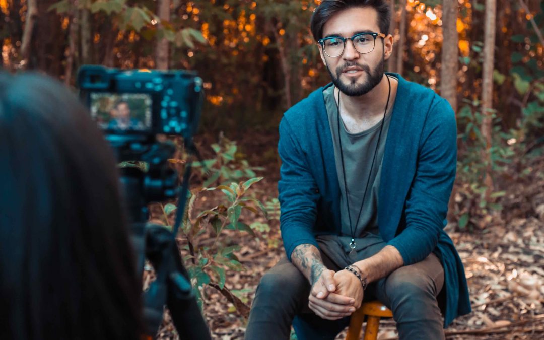 Turn your expertise into a money-making video course